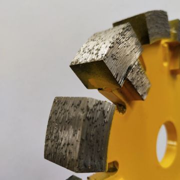 मंजिल कंक्रीट काटने 120 मिमी टक बिंदु डायमंड ब्लेड